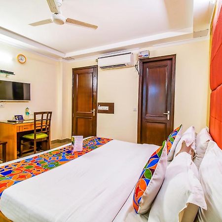 Fabhotel Signature Plaza Neu-Delhi Exterior foto